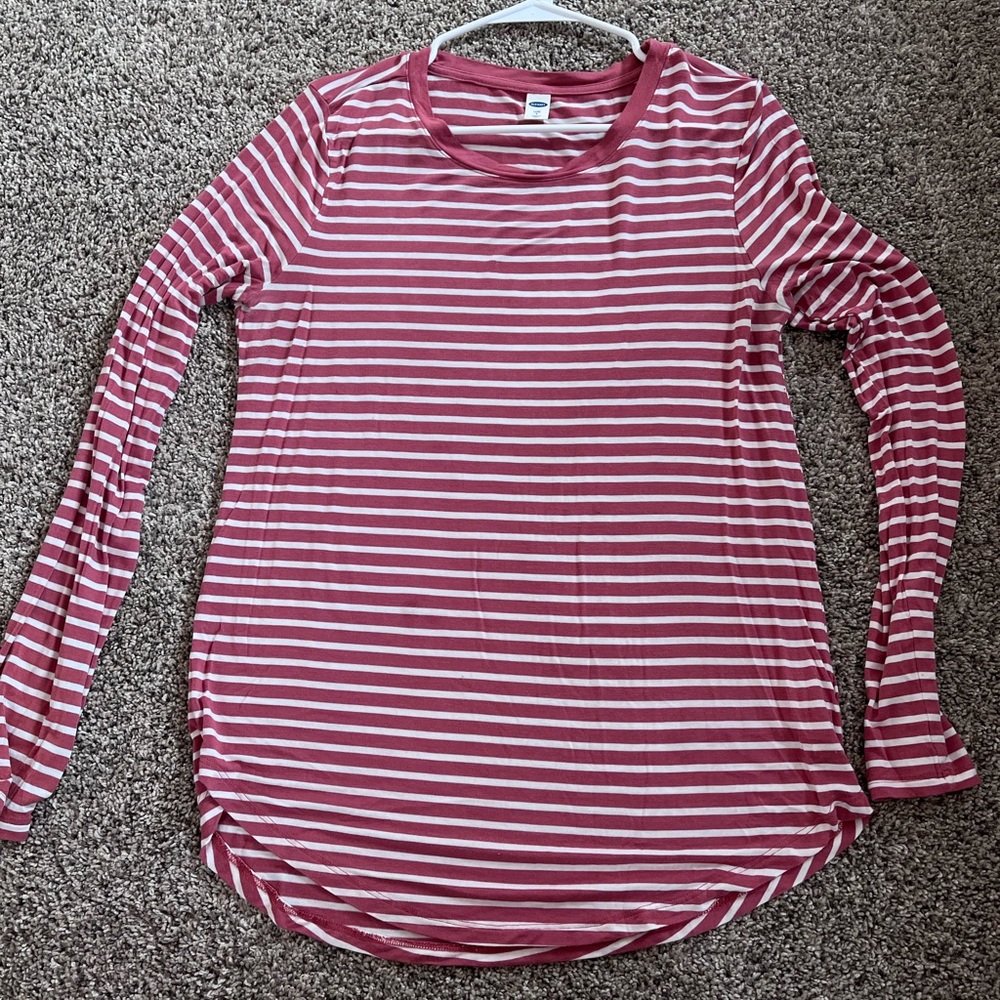 Old navy long sleeve pink and white stripes